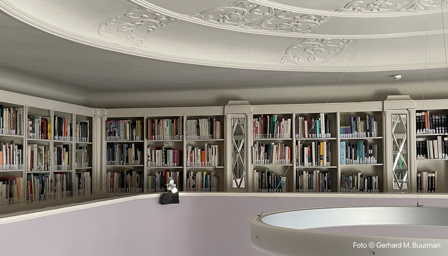 HfG Schwäbisch Gmünd, Blick in die historische Bibliothek, Foto © Gerhard M. Buurman