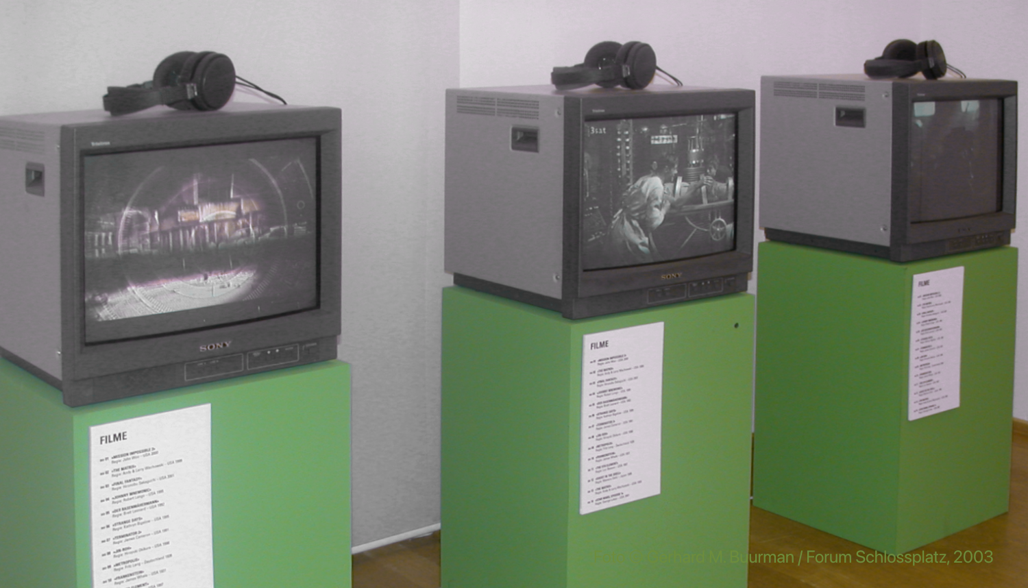 o_036_wearable_1 Foto © Gerhard M. Buurman / Forum Schlossplatz, 2003